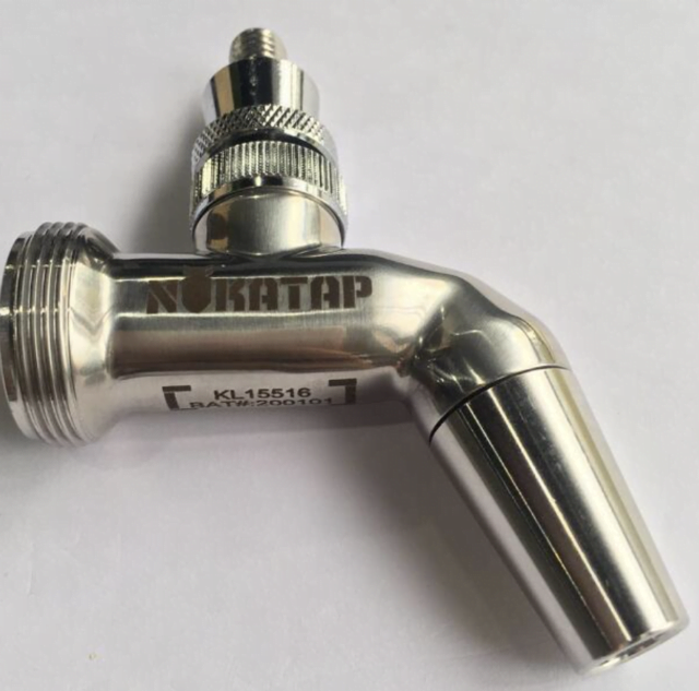 Twin-tap-stainless-beer-tower-kit-with-2-Stainless-Steel-Nukatap-faucets-2-640x633
